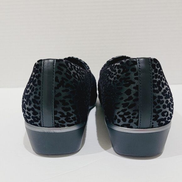 SAS Bliss Womens Black Leopard Shoes Sz 8 WW Comfort Wedge Tripad Clogs Loafers - Picture 7 of 14